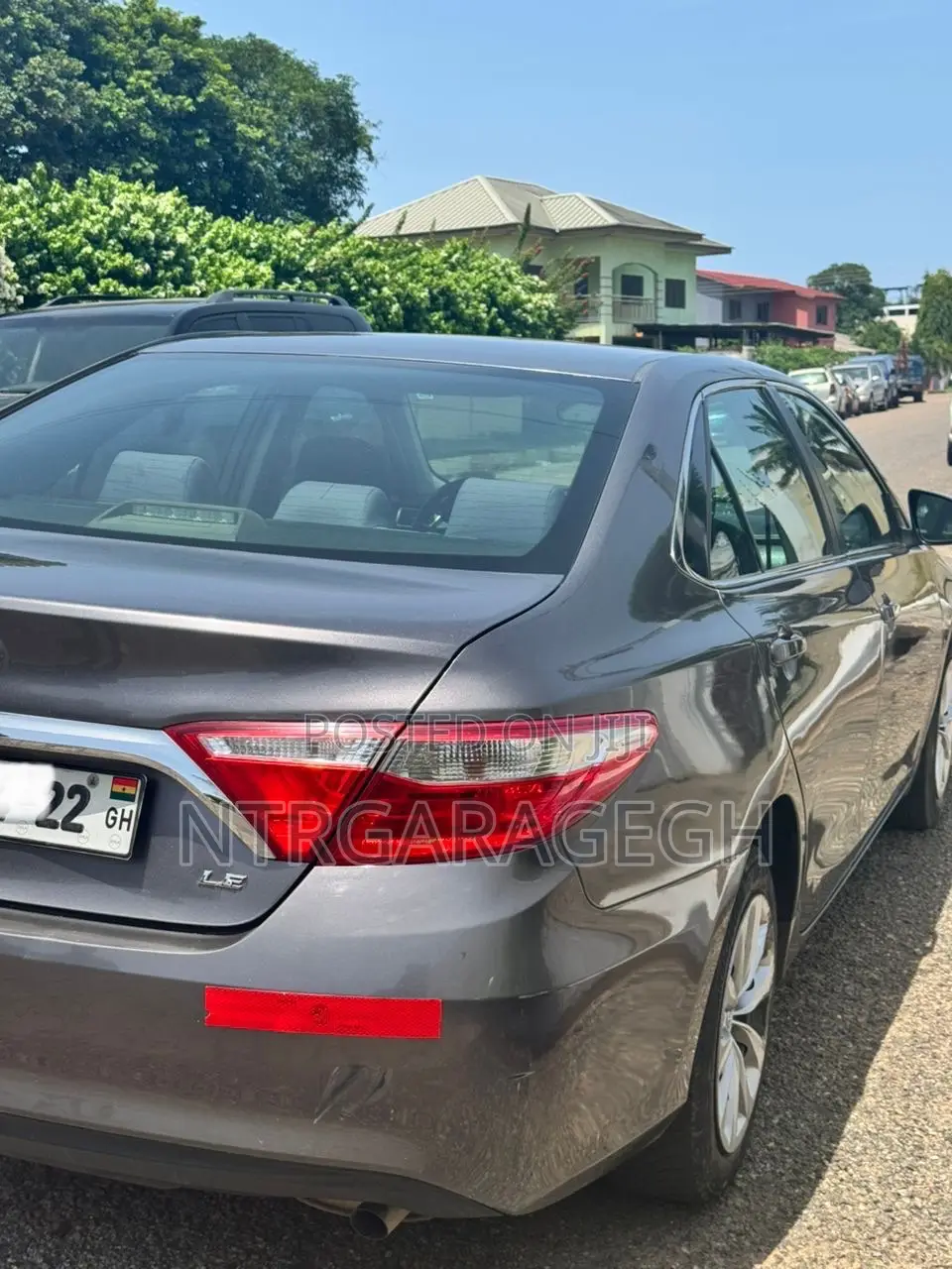 Toyota Camry LE 4dr Sedan (2.5L 4cyl 6A) 2015 Gray