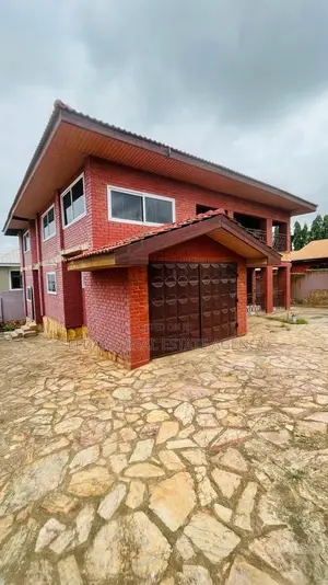 5bdrm House in Sefdard Properties, Kwabenya for sale