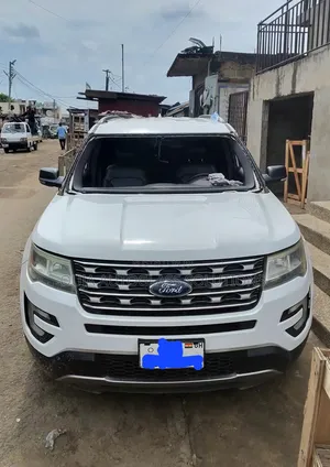 2017 Ford Explorer Windscreen Available