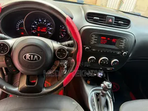 Kia Soul + 4dr Wagon (2.0L 4cyl 6A) 2014 Yellow