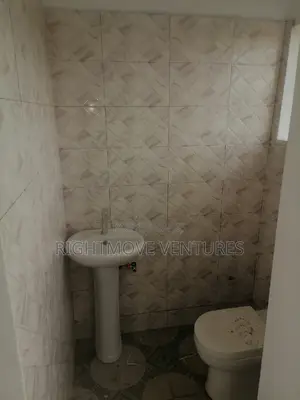 Store at Anaji for Rent