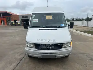Mercedes-Benz Sprinter 1999 White