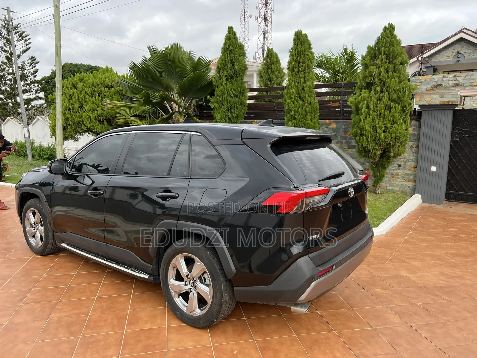 Toyota RAV4 Limited 2022 Black