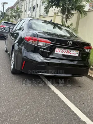 Toyota Corolla LE 2021 Black