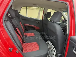 Hyundai I10 1.1 2010 Red