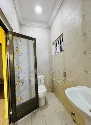 7bdrm House in Old Barrier for rent