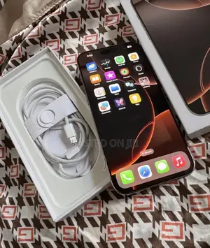 Apple iPhone 16 Pro Max 512 GB Gold