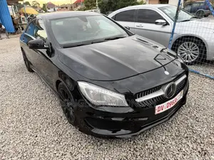 Mercedes-Benz GLA 250 2015 Black