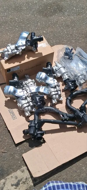 Water Pump for Mercedes-Benz C300, 274, 205