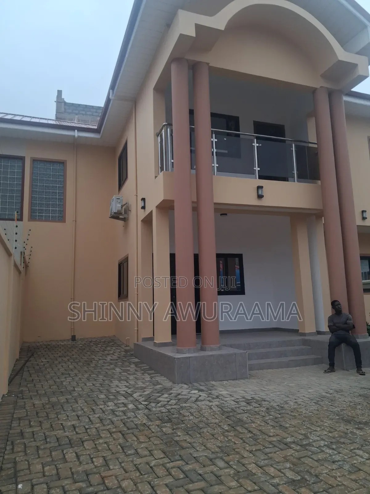 3bdrm House in East Legon  Ability for rent