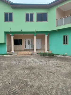 7bdrm Mansion in Pokuase for sale