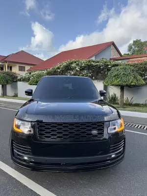 Land Rover Range Rover Vogue 2019 Black