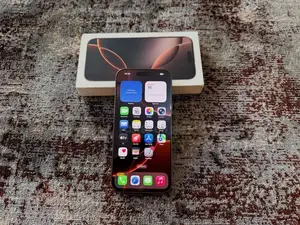 Apple iPhone 16 Pro Max 256 GB Gold