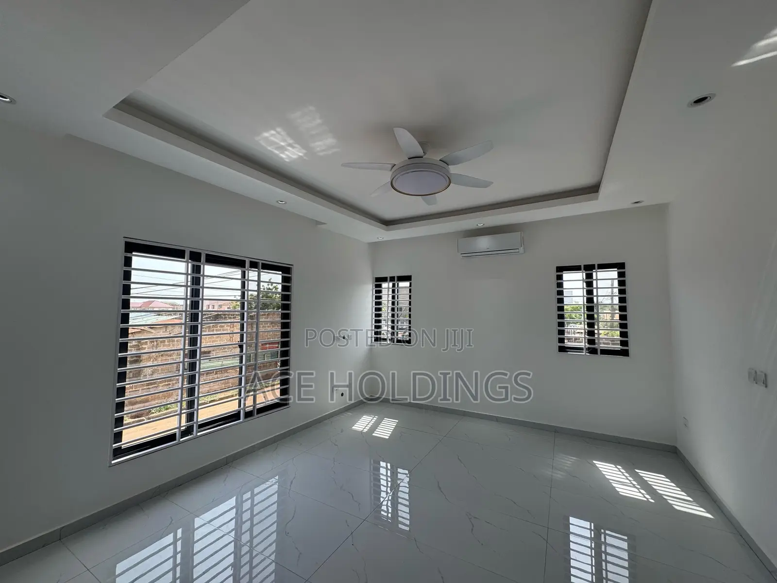 3bdrm Duplex in West Trasacco, School Junction for rent