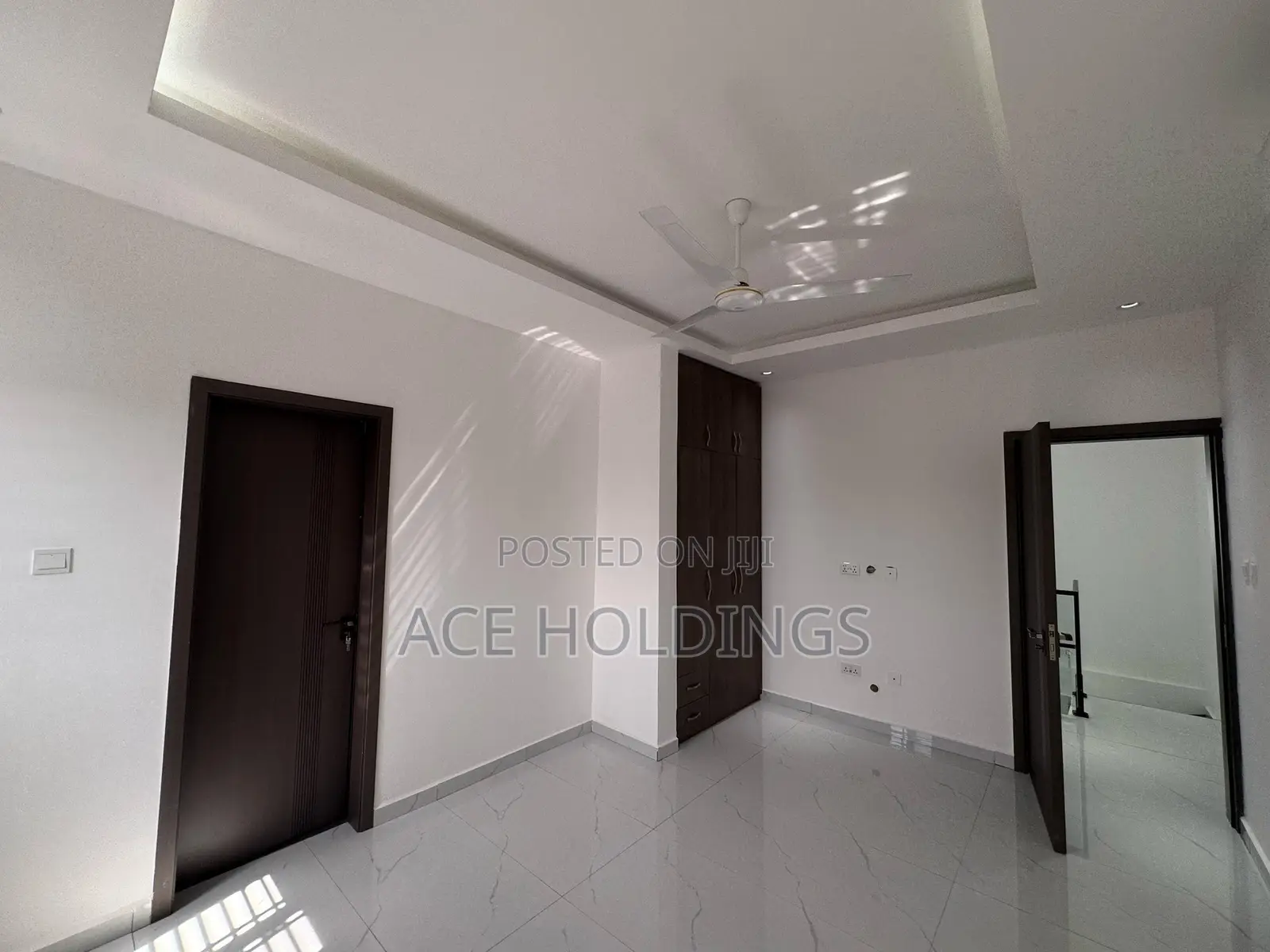 3bdrm Duplex in West Trasacco, School Junction for rent