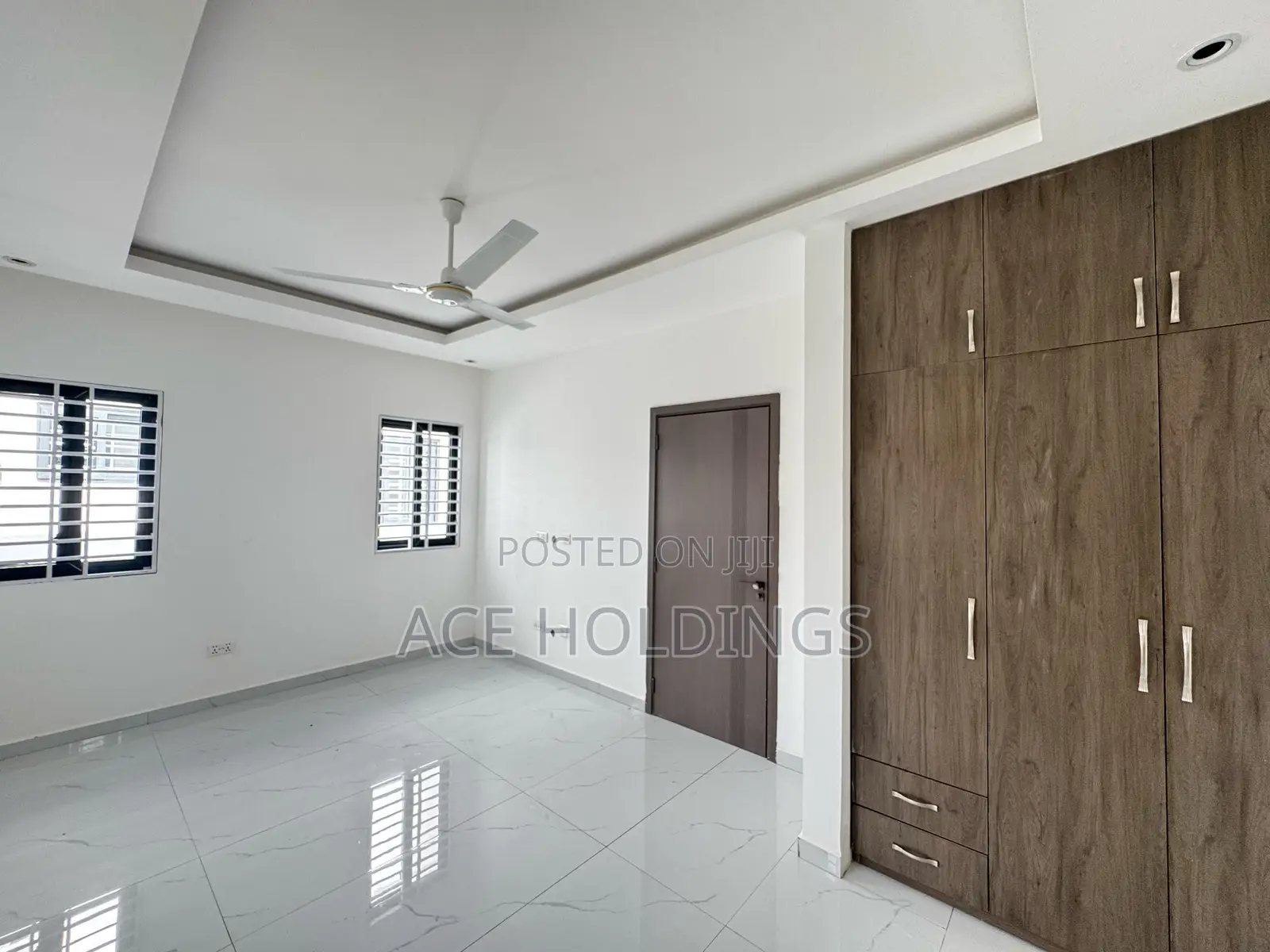 3bdrm Duplex in West Trasacco, School Junction for rent