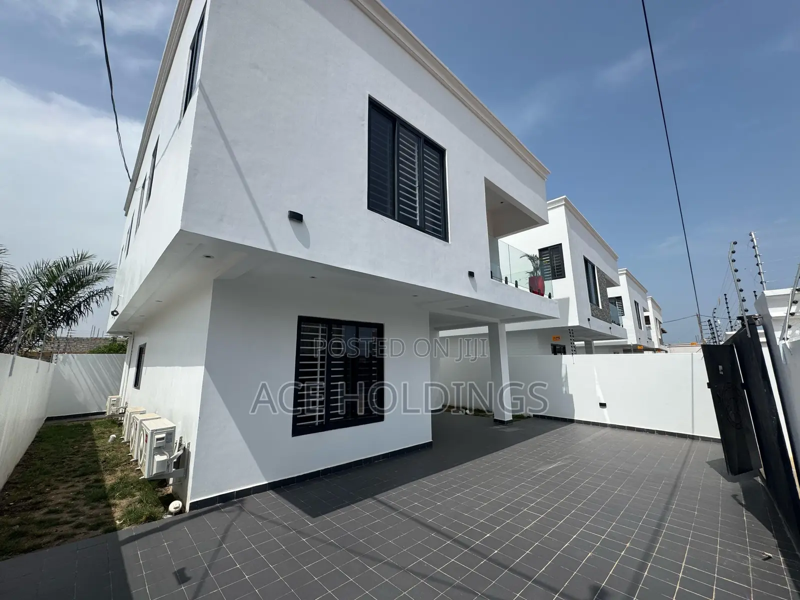 3bdrm Duplex in West Trasacco, School Junction for rent