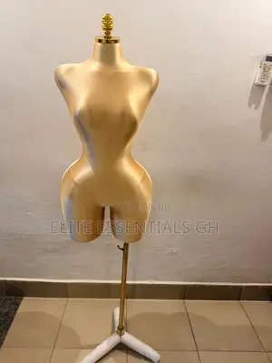 Pinnable BBL Luxury Mannequin