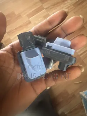 Toyota Corolla 2020-2023 E210 Front Right Impact Sensor (8983a-02080)