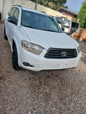 Toyota Highlander Sport 2009 White