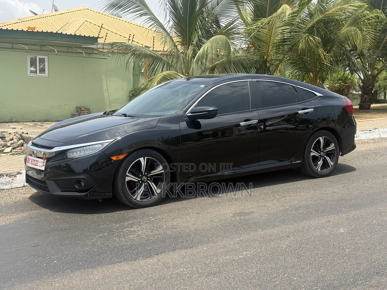 Honda Civic Touring 4dr Sedan (1.5L 4cyl) 2016 Matt Black