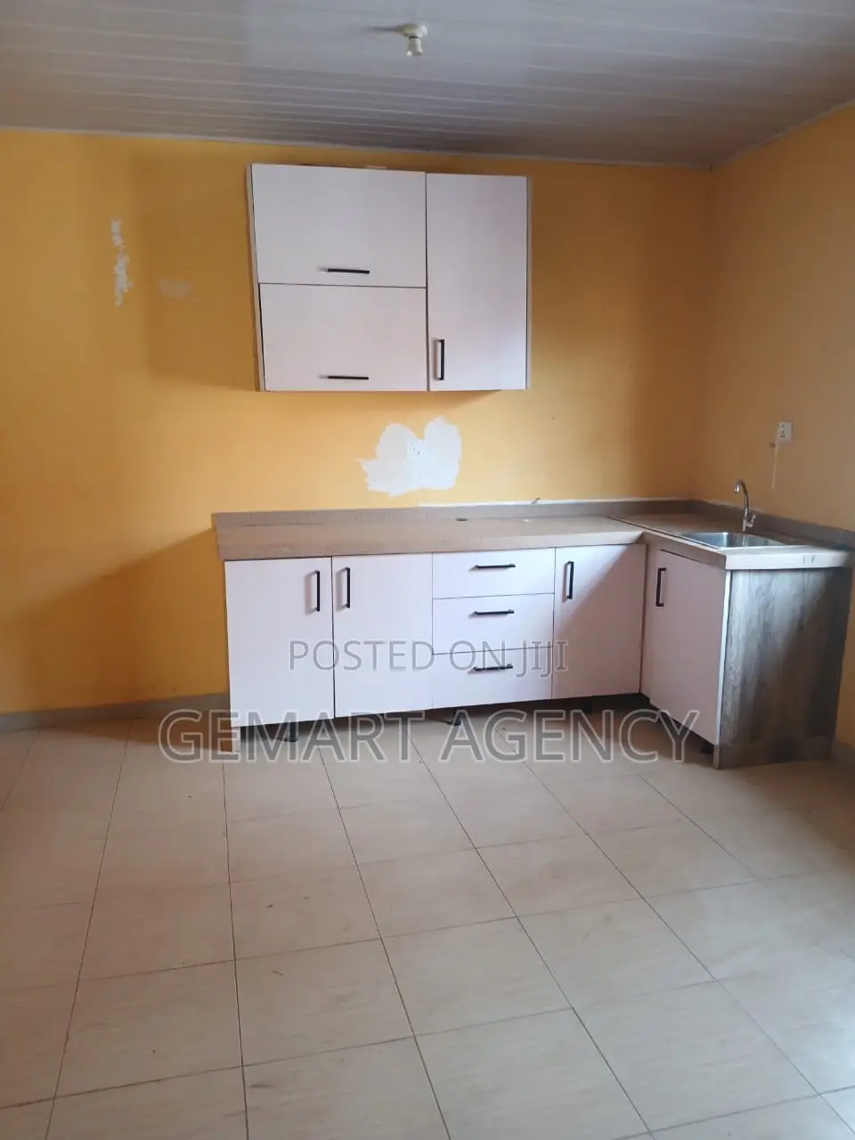 2bdrm Apartment in Ashongman Estates, Accra Metropolitan for rent