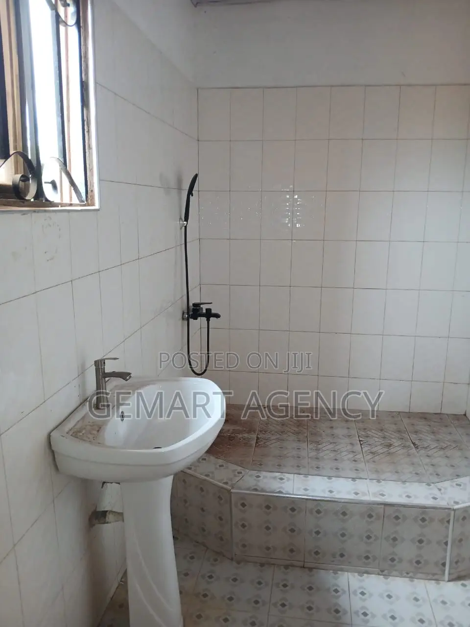 2bdrm Apartment in Ashongman Estates, Accra Metropolitan for rent