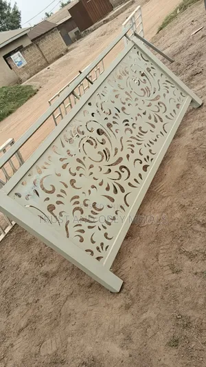 Balusters and Burglaproor