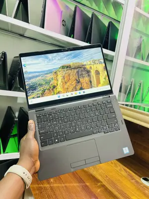 Laptop Dell Latitude 5300 8GB Intel Core i5 SSD 256GB