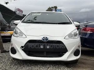 Toyota Aqua 2015 White