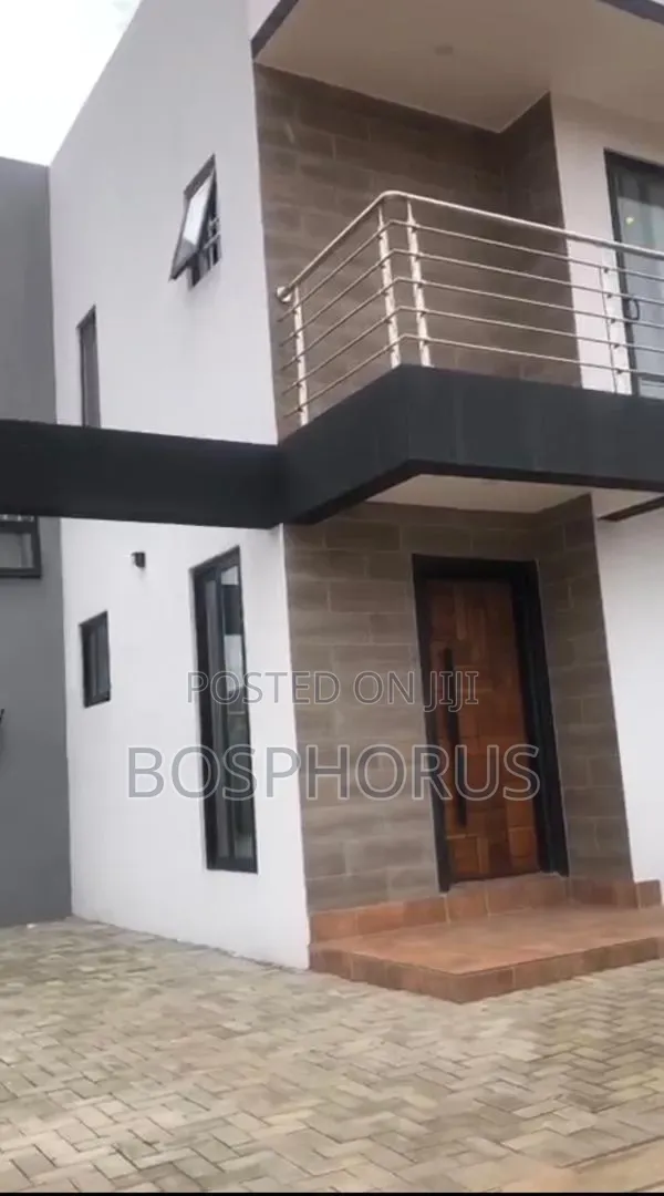 4bdrm House in East Legon American for rent