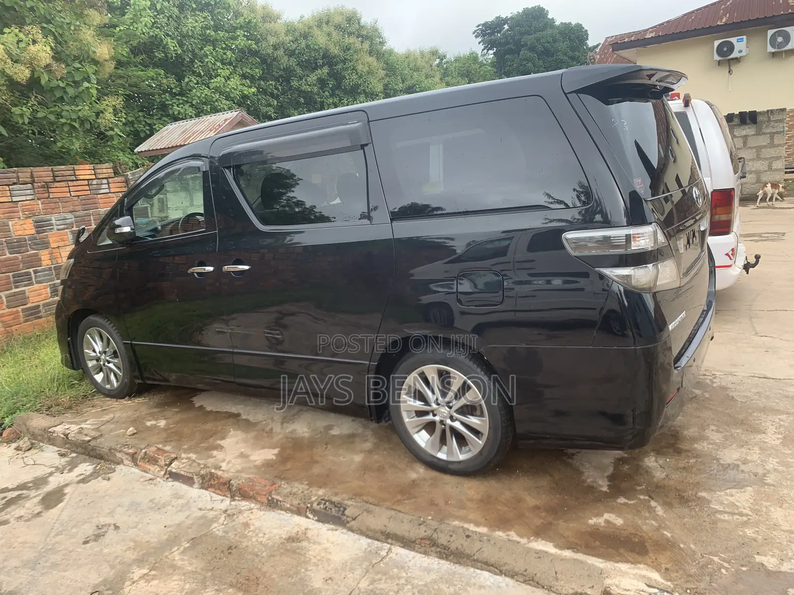 Toyota Vellfire 2012 Black