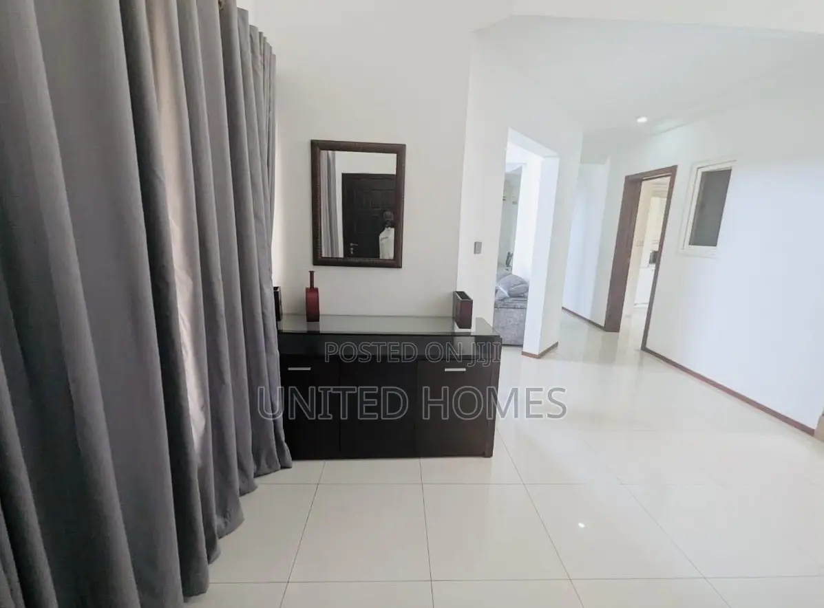 5bdrm House in East Legon for rent