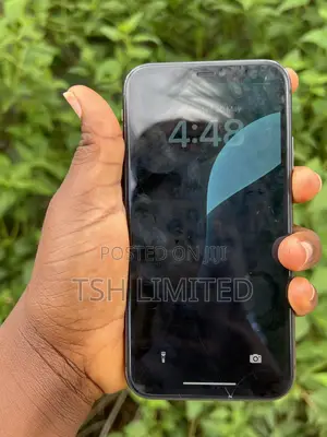 Apple iPhone 11 64 GB Black