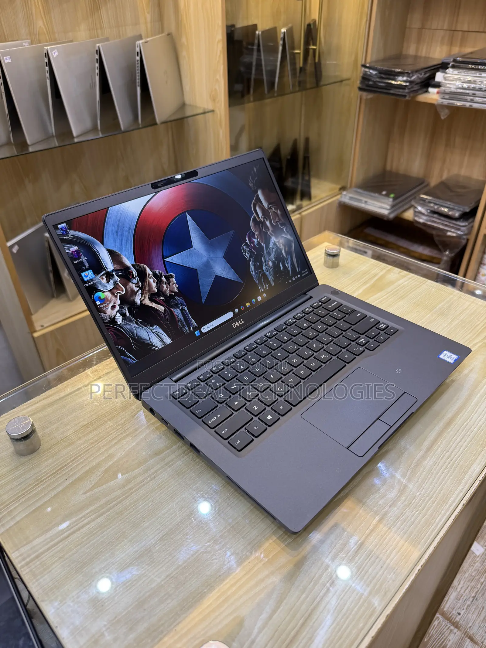 New Laptop Dell Latitude 7300 8GB Intel Core i5 SSD 256GB