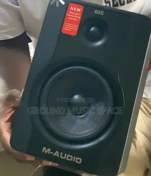 M-Audio Bx5 Studio Monitor