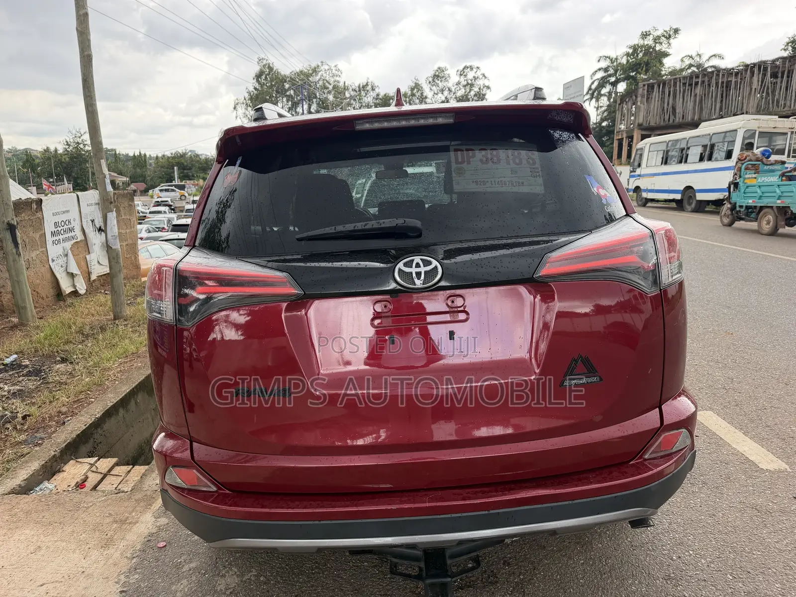 Toyota RAV4 Adventure 4dr SUV AWD (2.5L 4cyl 6A) 2018 Red