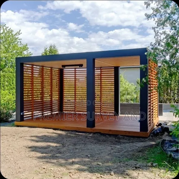 Garden Pergola With Modern Finishing
