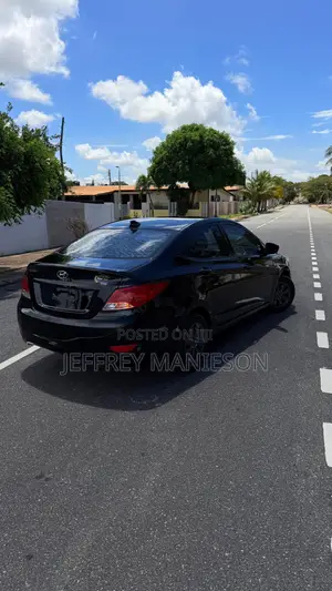 Hyundai Accent 2016 Black