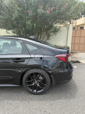 Honda Civic Sport CVT 2025 Black