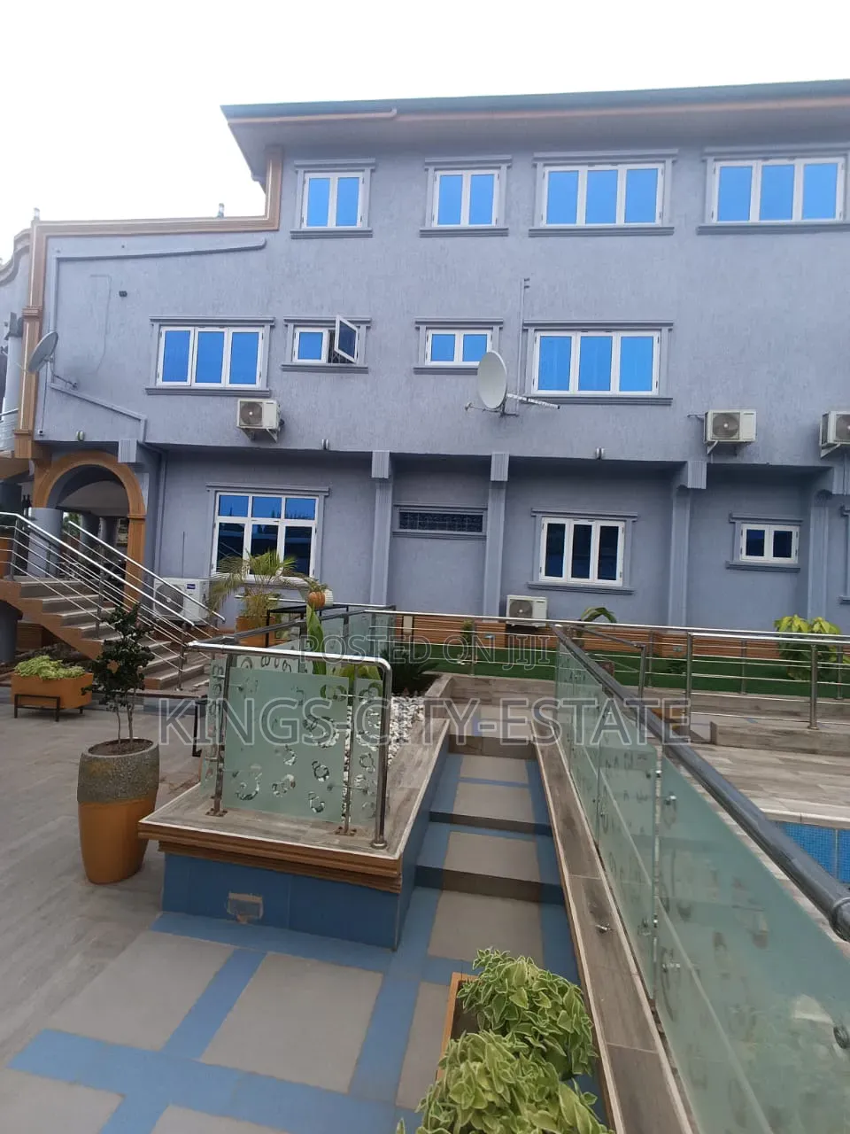 Furnished 7bdrm Mansion in Kwabenya Bank Of for sale