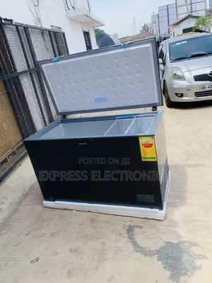 Place Your Chest Freezer 371l Single Door Samsung Grey