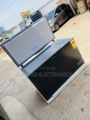 Sleek Grey Color Chest Freezer 371l Samsung
