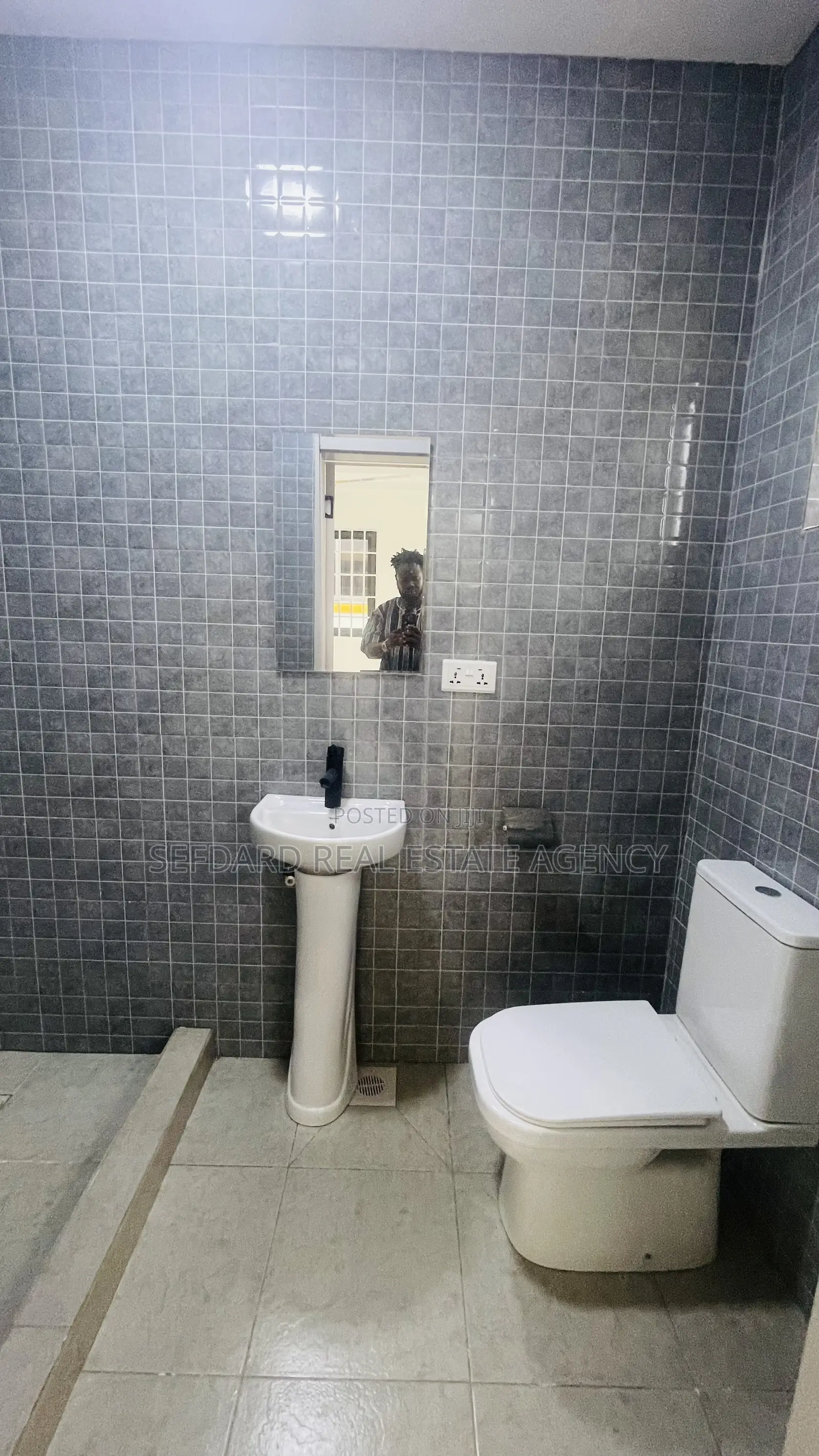 3bdrm House in Sefdard Properties, Amasaman for sale