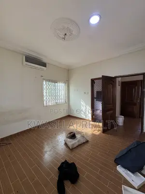 2bdrm House in Pokuase Highway for rent