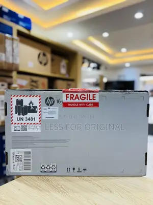 New Laptop HP OmniBook 5 16" 16GB Intel Core 7 SSD 512GB