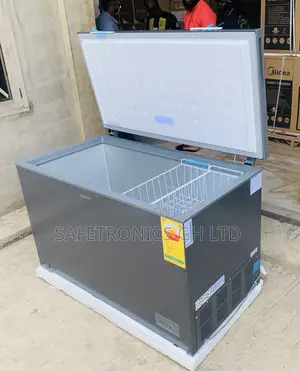Efficient Samsung 371 Litres Chest Freezer Ri70f37v1gagh