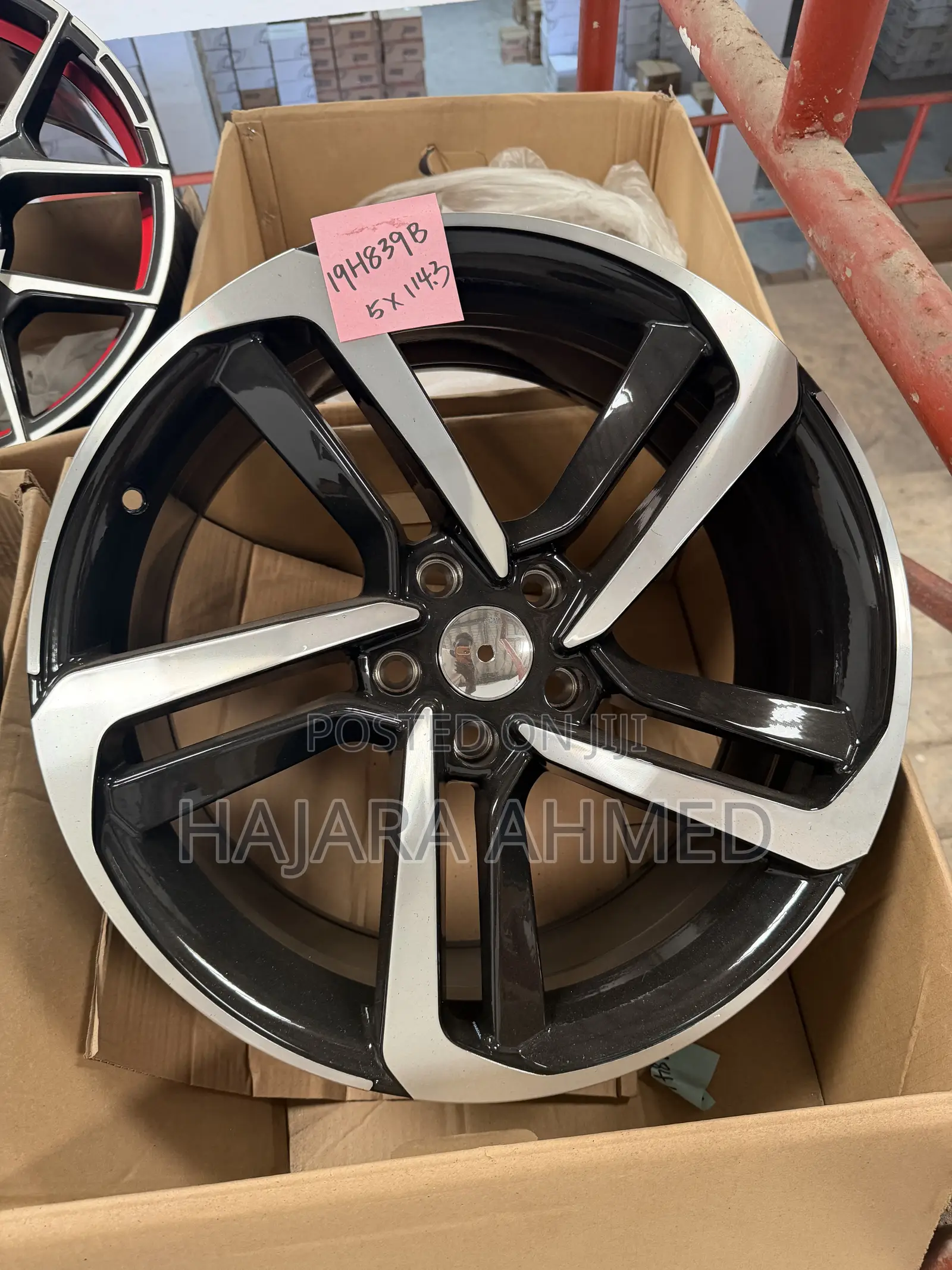 Honda Rim Rolling in Style
