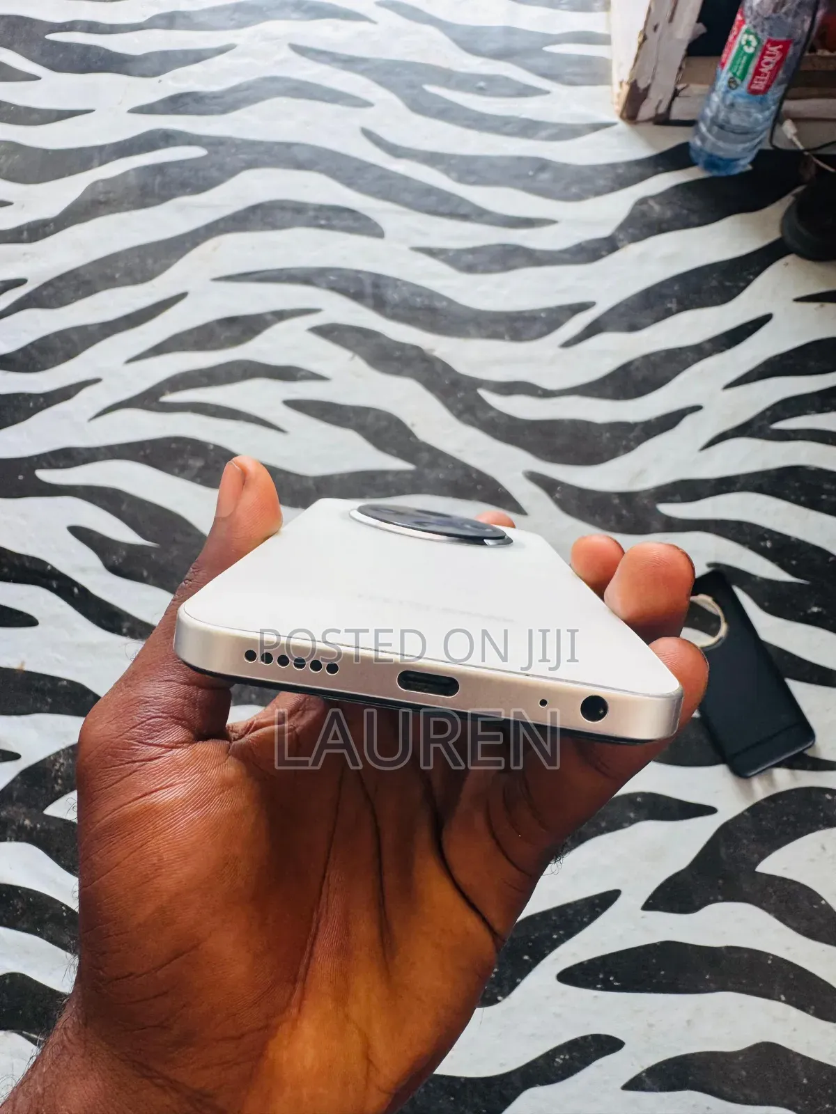 Tecno Spark 30C 128 GB White
