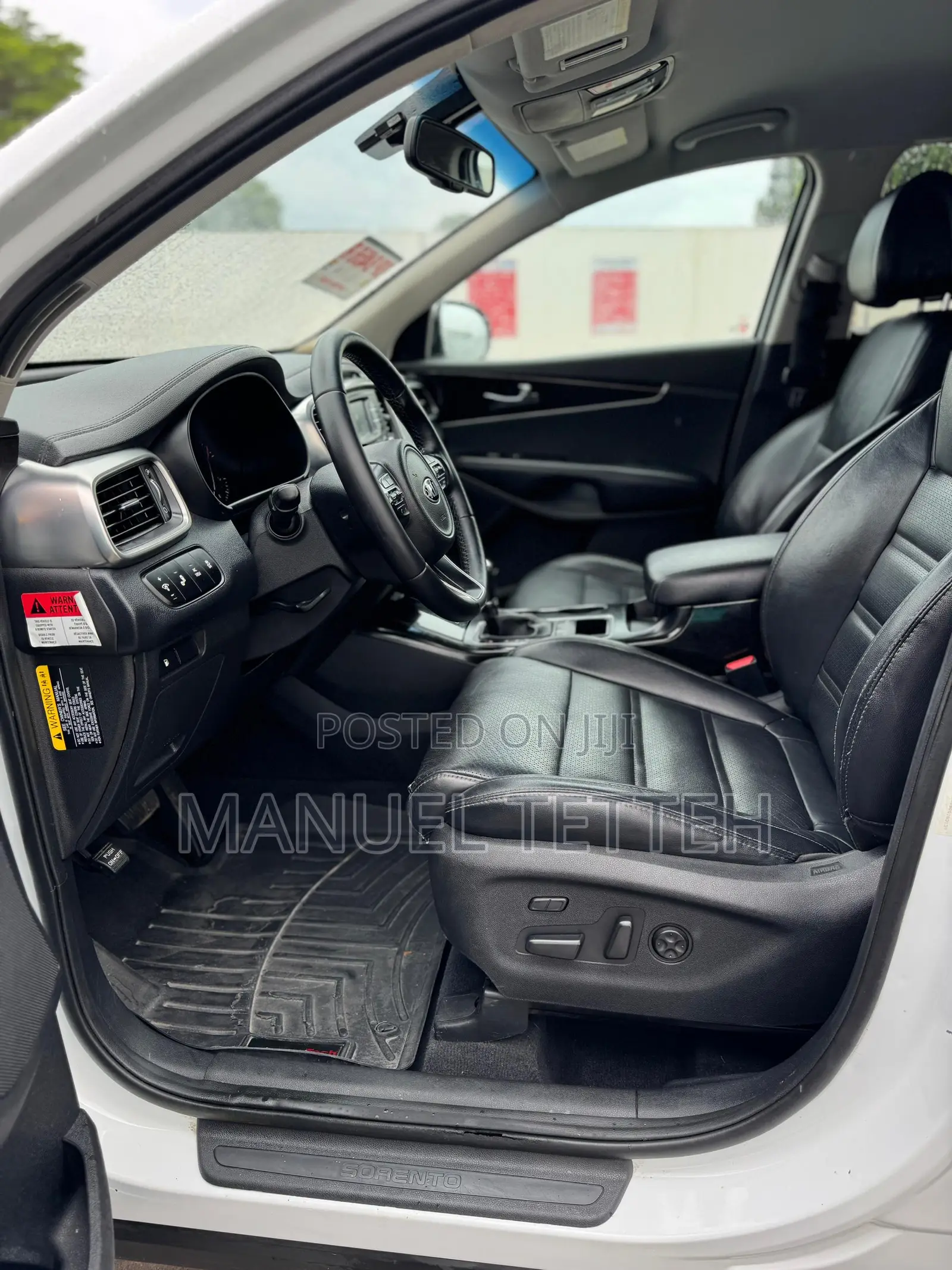 Kia Sorento 4dr SUV 2016 White